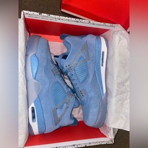 Light blue Jordan 4